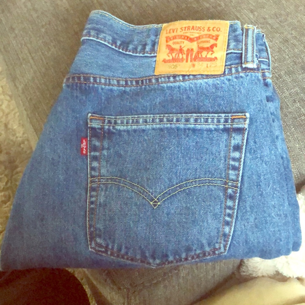 Vintage Levi’s 505 Mom Jeans High-Waisted 34x29
